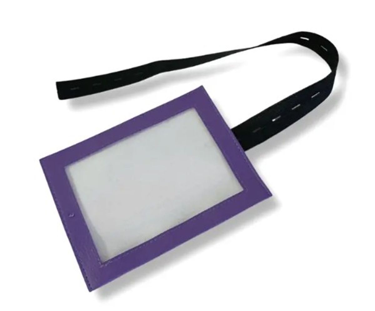 Nummerlappholder med regulerbar strikk